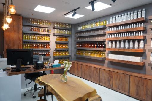 پخش عمده عطر نماینده رسمی اسنس پرفیوم فرانسه