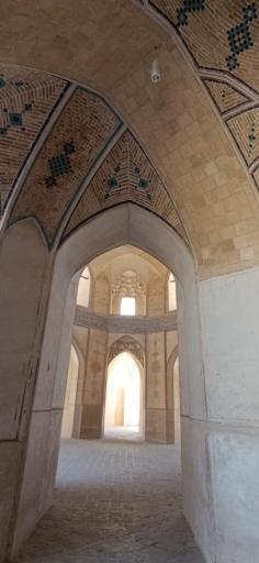 عکس مسجد و مدرسه آقا بزرگ