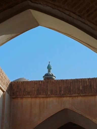 عکس مسجد و مدرسه آقا بزرگ