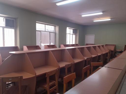 عکس سالن مطالعه