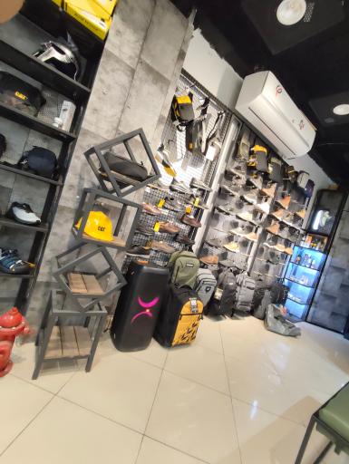 عکس ایران کاترپیلار