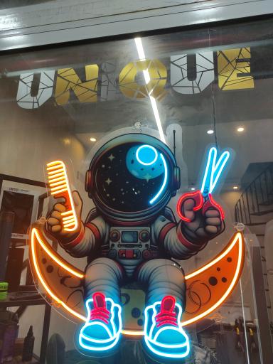 عکس آرایشگاه یونیک 