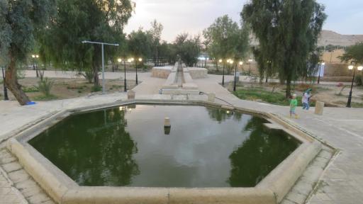 عکس مجموعه تاریخی باغ نشاط لارستان