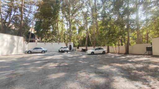 عکس باغ رستوران اسپیناس