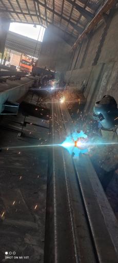 عکس سازه های فلزی عزیزی