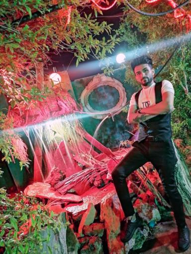 عکس رستوران و کافه سرخ‌ پوست