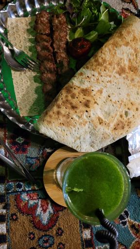 عکس باغ رستوران خانوادگی باغستان