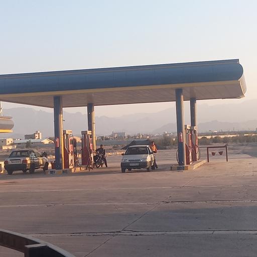 عکس پمپ گازوئیل و بنزین