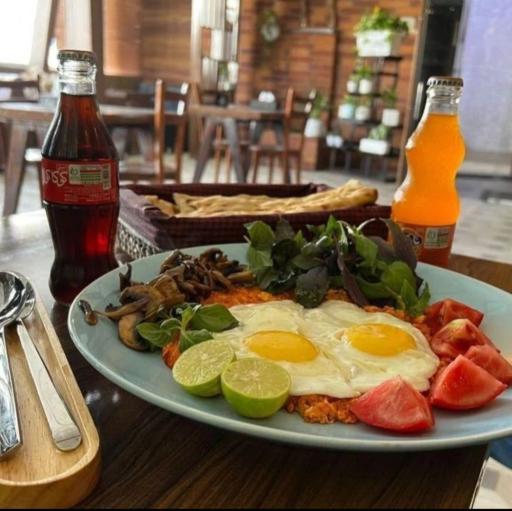 عکس کافه فست فود هشتگ