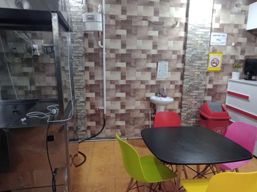 عکس رستوران زعفران