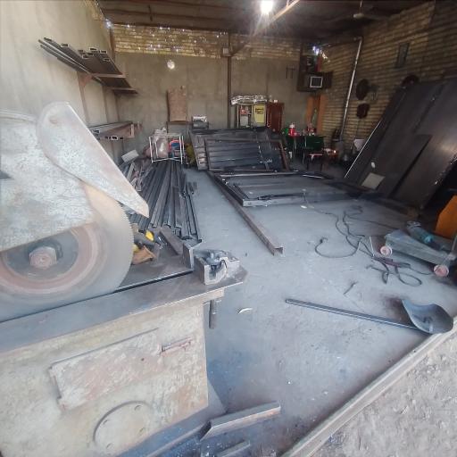 عکس جوشکاری دروپنجره و آلاچیق سازی جعفری