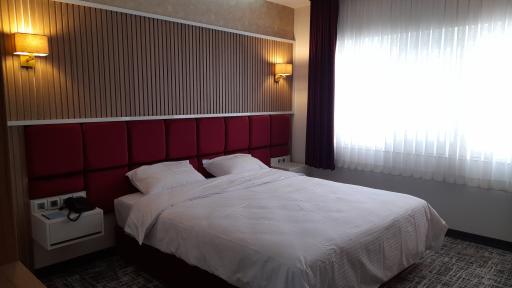 عکس هتل تلاش