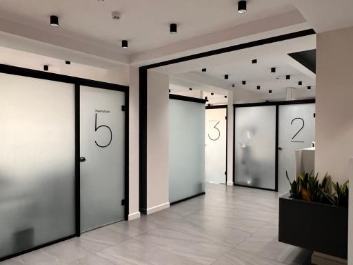 عکس کلینیک فیزیوتراپی رایان