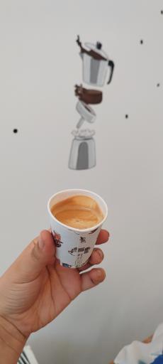 عکس کافه و آبمیوه بستنی کارمانیا