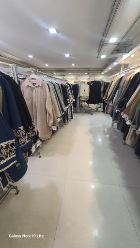 عکس فروشگاه لباس زنانه تکتاز