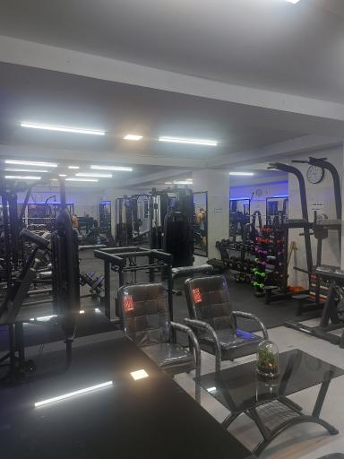 عکس باشگاه بدنسازی آرن