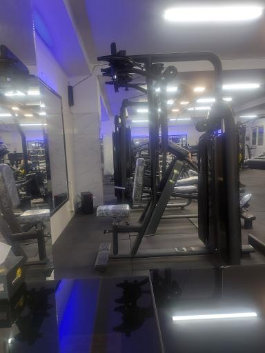 عکس باشگاه بدنسازی آرن