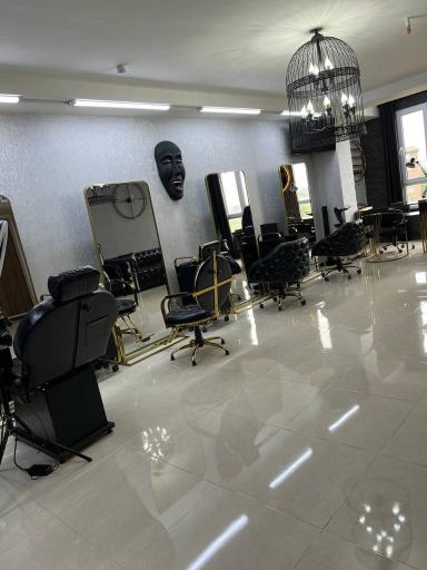 عکس سالن زیبایی هرمین مهرشهر