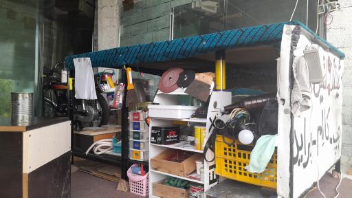 عکس شیشه بری کوروش اکبری