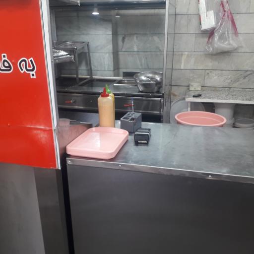 عکس فلافل هات داگ میخکوب