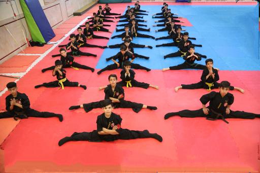 عکس باشگاه قهرمانان