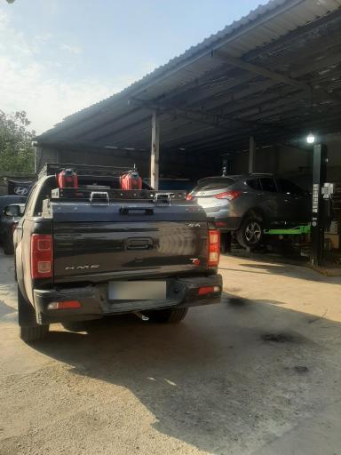 عکس تعمیرگاه تخصصی car land