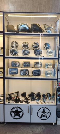 عکس فروشگاه زنبوری آفرود