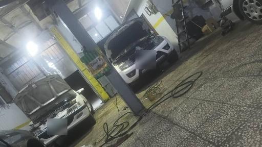 عکس تعمیرگاه خودرو کارتینگ