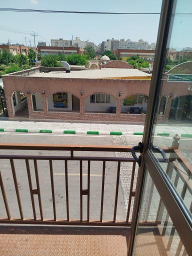 عکس زائر سرای رضوی