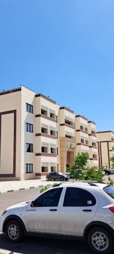عکس زائر سرای رضوی