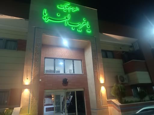 عکس زائر سرای رضوی
