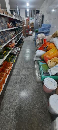 عکس فروشگاه مواد غذایی بهاران