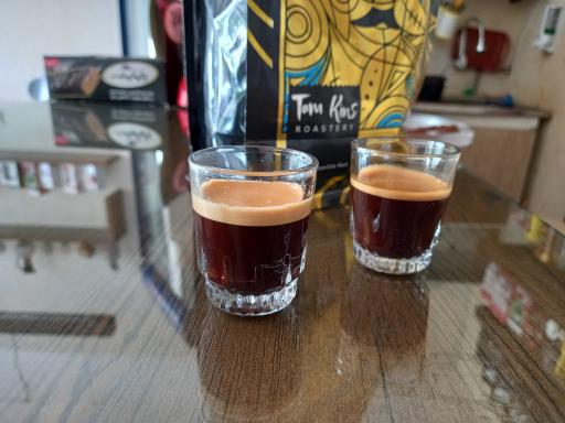 عکس کافه رستوران تیامو