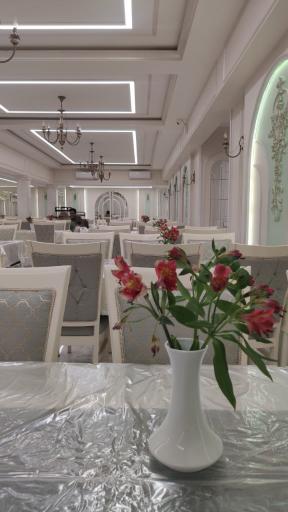 عکس رستوران ریخته گرزاده