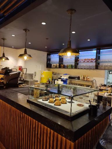 عکس کافه رستوران پنو