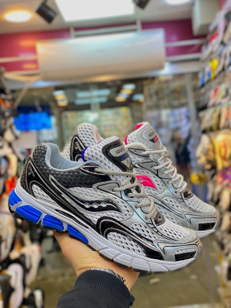 عکس فروشگاه لوازم ورزشی اسپرت رویال