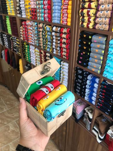 پوشاک خانه رنگی رنگی 