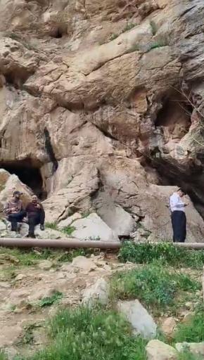 عکس آبشار مصنوعی طاقبستان