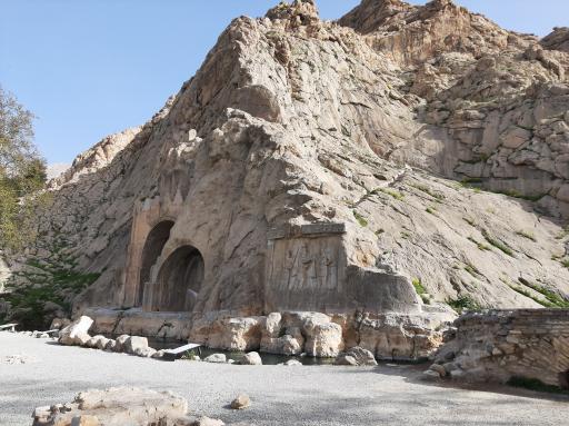 عکس آبشار مصنوعی طاقبستان