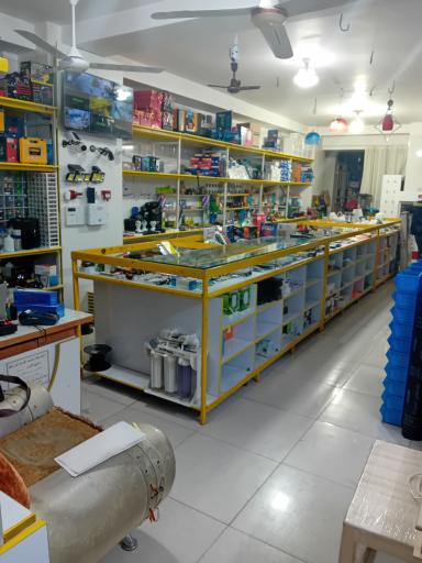 عکس آموزشگاه الکترونیک و نمایشگاه علمی نور علی نور