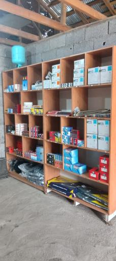 عکس برق خودرو باطری سازی سینا