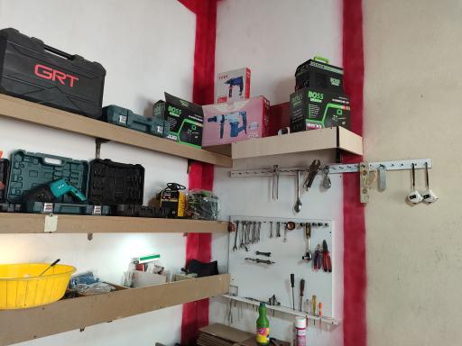 عکس دفتر پیمانکاری میلاد