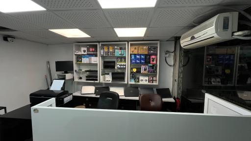 عکس فروشگاه و خدمات کامپیوتری شهیدی