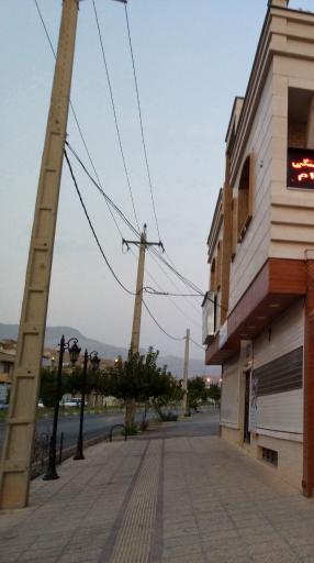 عکس مجتمع تجاری اداری رنگین کمان