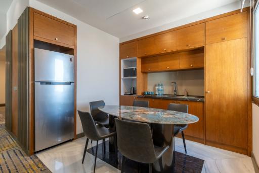 هتل پنج ستاره پالاس