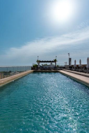 عکس هتل پنج ستاره پالاس