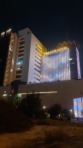 عکس هتل پنج ستاره پالاس