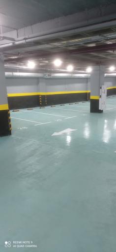 عکس پارکینگ عمومی شهید مدنی