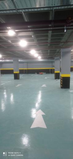 عکس پارکینگ عمومی شهید مدنی