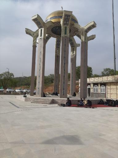 عکس یادمان شهدای گمنام یاسوج